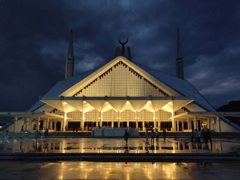 Islamabad skyline view at blue hour for a guide to trusted commercial realtors